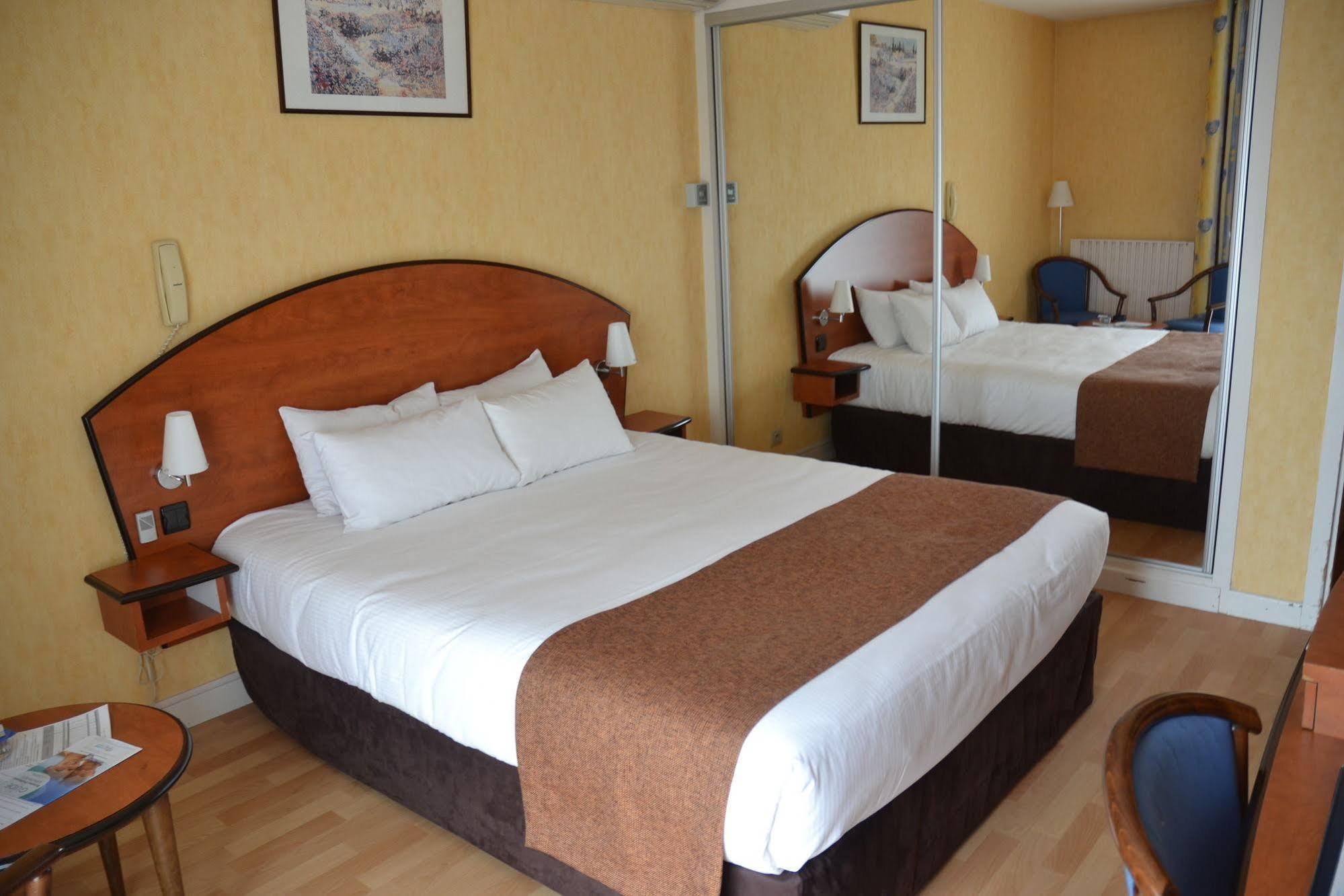 Grand Hotel